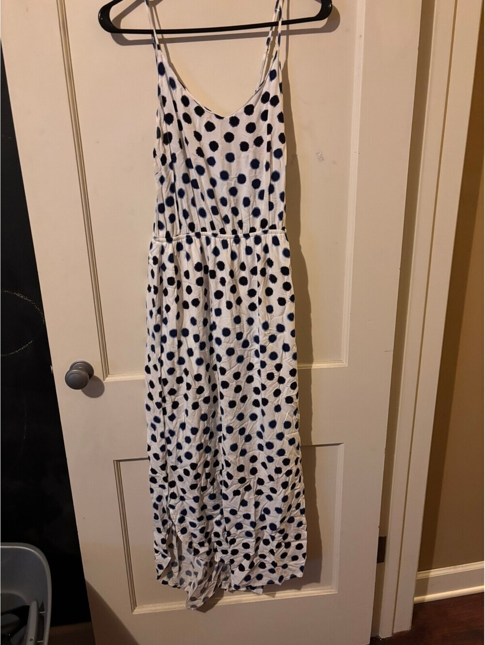 Old Navy white and navy polka dot dress Medium